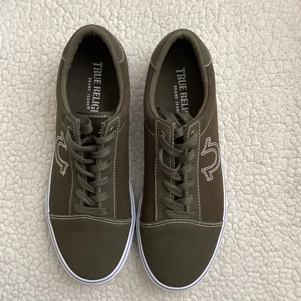 True Religion Bellamy Mens Canvas Lace-Up Casual and Fashion Sneakers, A…